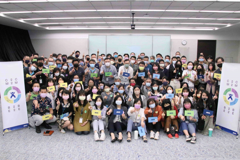 友達提供全球及集團輪調機會，支持同仁持續進修學習，致力為專業人才打造友善多元的職場環境