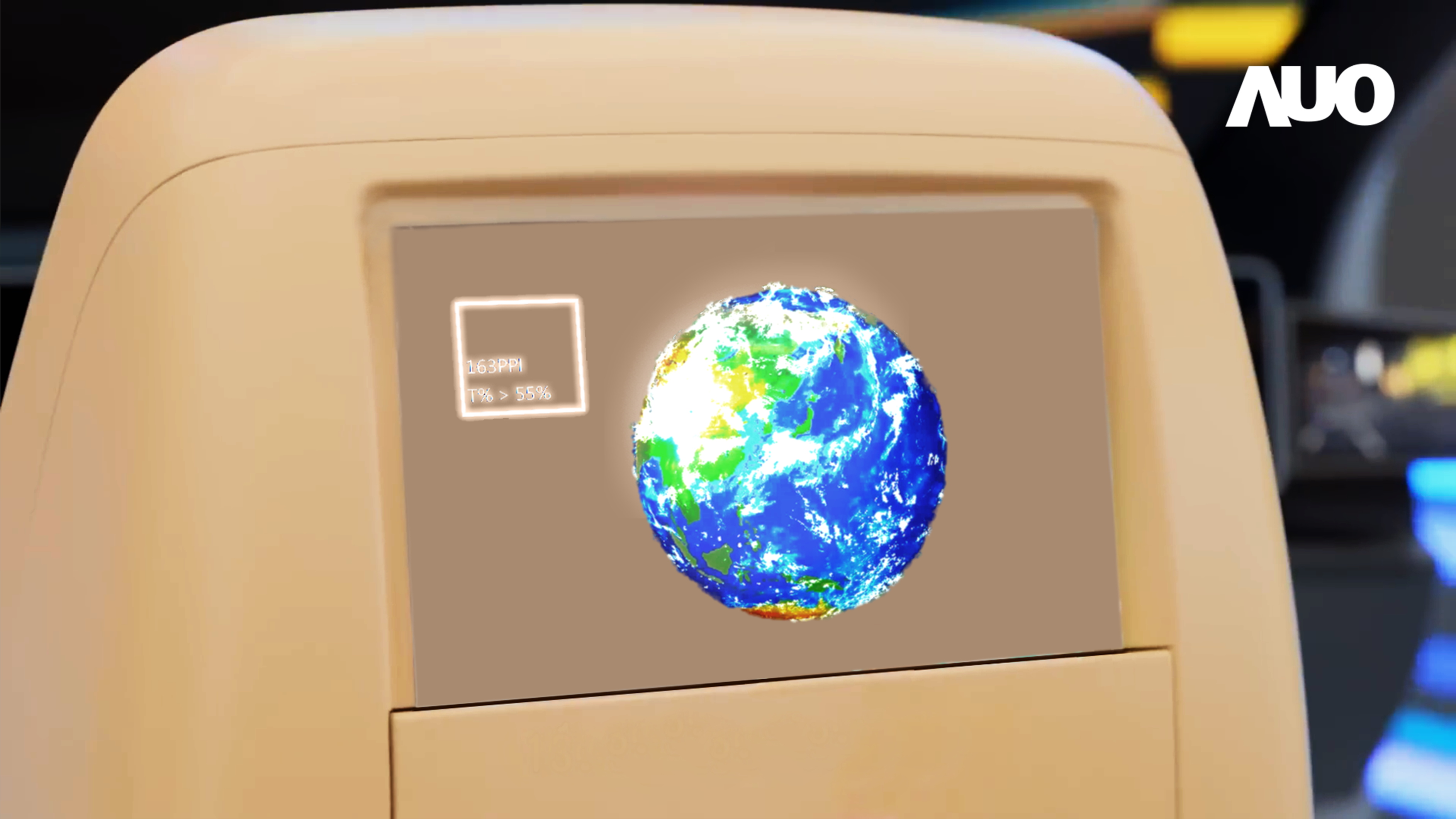 好体育全站登录平台突破设计与制程挑战，推出全球最高分辨率163ppi的13.5吋透明Micro LED面板，并积极布局智能车市场，以期拓展透明显示应用的可能性