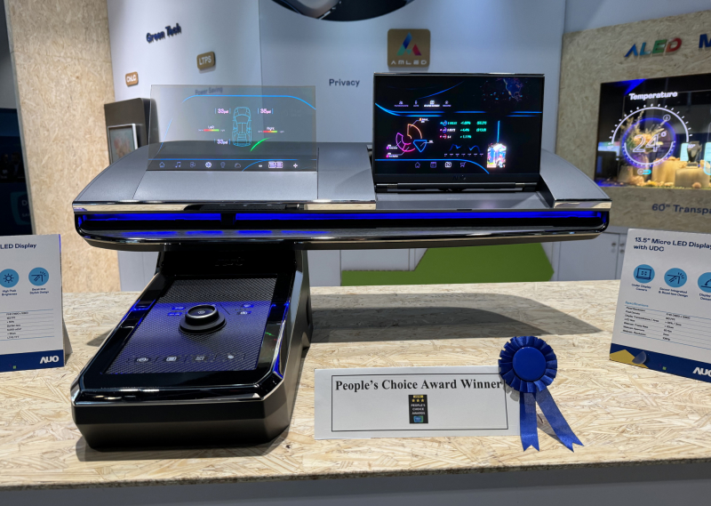 好体育全站登录平台车用Micro LED Display HMI解决方案获&rdquo;最佳车用显示奖&rdquo;，以用户为中心开发，针对前座驾驶与乘客设计兼具娱乐与安全的高画质屏幕，包含车舱前座的Micro LED透明屏幕及全球首款内建镜头的智慧Micro LED显示器